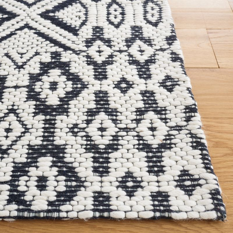 Vermont VRM151 Hand Woven Area Rug - Ivory/Black - 8'x10' - Safavieh.