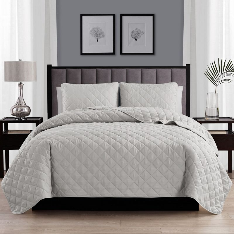 Swift Home | Essential Diamond Stitched 3-Piece Quilt Set Light Blue King/Cal King
