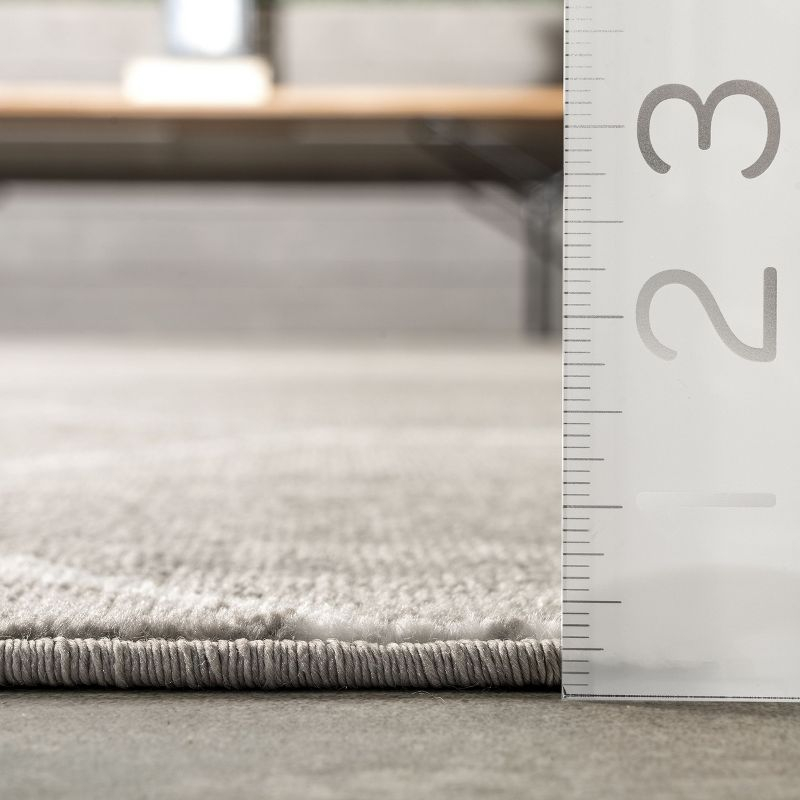 Nuloom Veronica Geometric 4x6 Indoor Area Rug for Living Room Bedroom Dining Room Kitchen, Grey/Ivory
