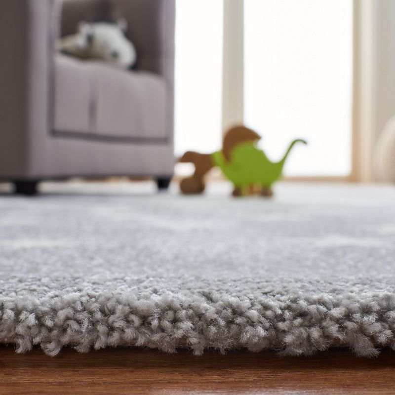 Carousel Kids CRK135 Power Loomed Area Rug - Light Grey/White - 3'3"x5'3" - Safavieh.