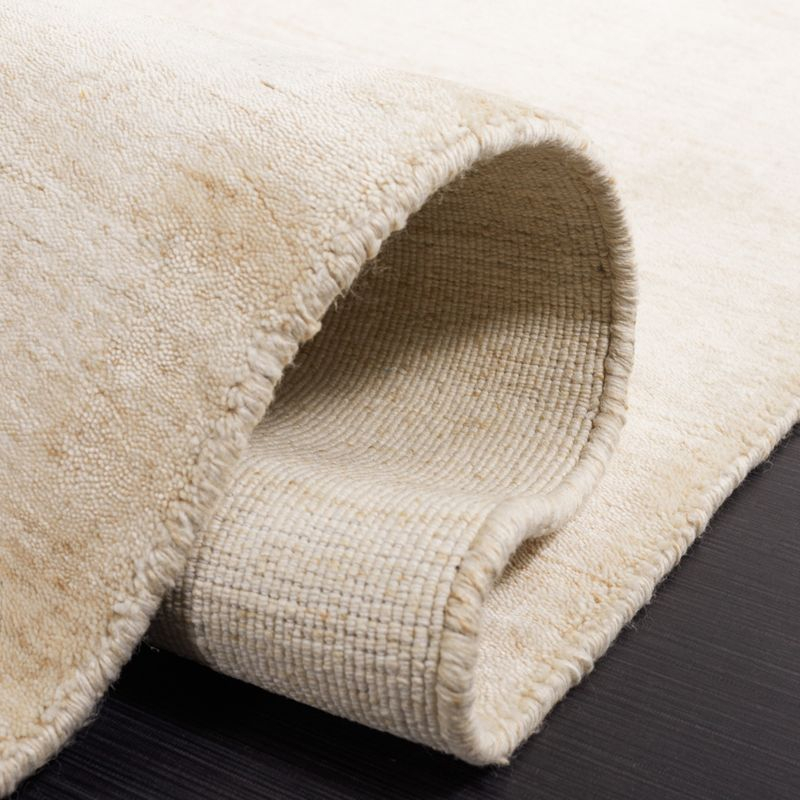 Mirage MIR550 Hand Loomed Indoor Accent Rug - Beige - 2'x3' - Safavieh