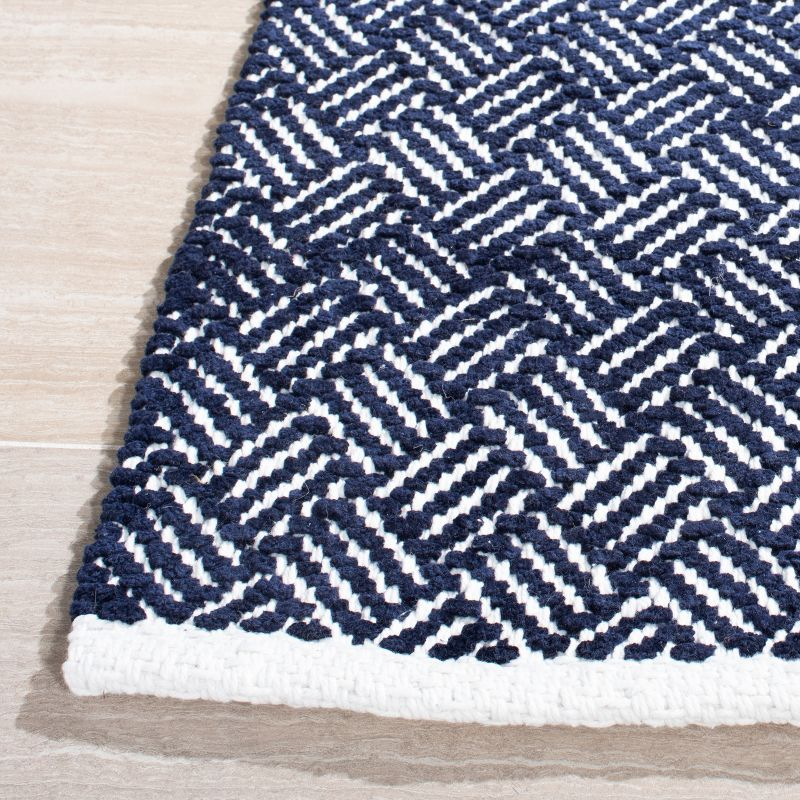 Boston BOS680 Power Loomed Accent Rug - Navy - 2'6"x4' - Safavieh.