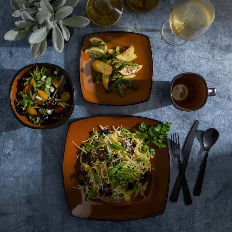 Gibson Soho Lounge Square 16-Piece Stoneware Dinnerware Set Green