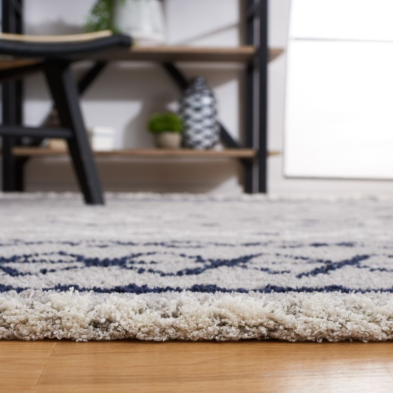 Marrakesh MRK612 Power Loomed Area Rug - Gray/Navy - 6'7"x6'7" - Safavieh.