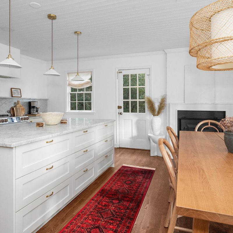 Unique Loom Tekke Collection Area Rug - Sheibani (2'  x 8' Runner Red/Black)