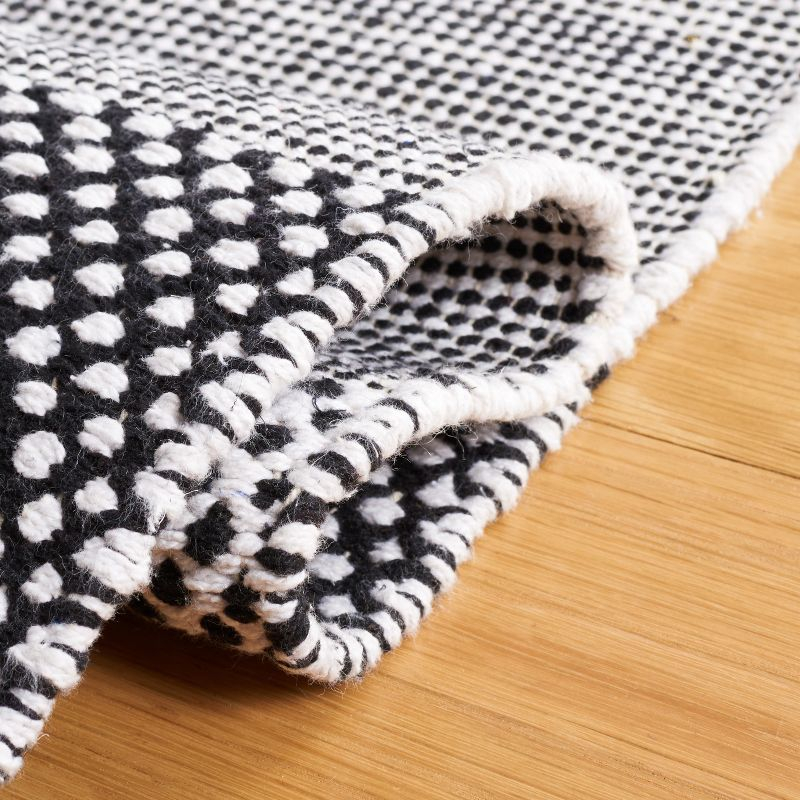 Striped Kilim STK802 Hand Woven Runner Rug - Ivory/Black - 2'3"x8' - Safavieh.