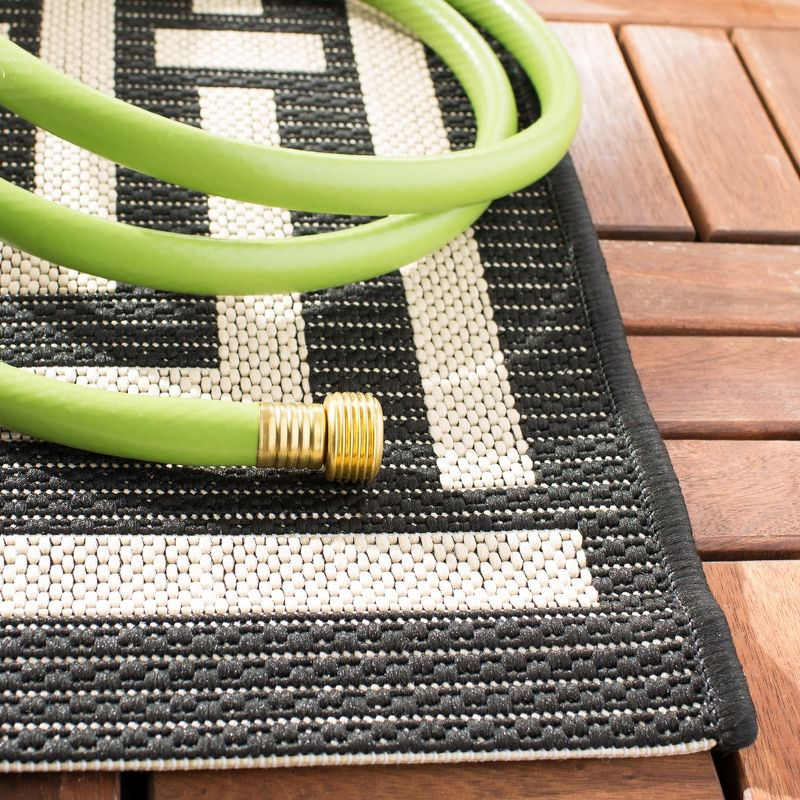 Courtyard CY6937 Power Loomed Indoor and Outdoor Area Rug - Black/Bone - 4'x5'7" - Safavieh