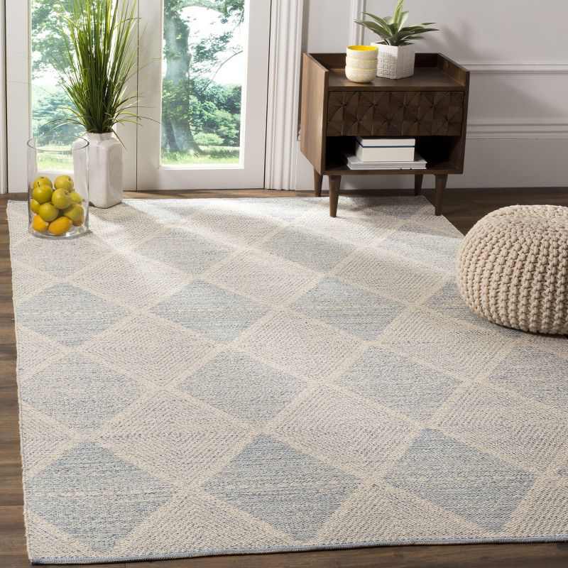 Montauk MTK822 Hand Woven Indoor Area Rug - Light Blue - 5'x8' - Safavieh.
