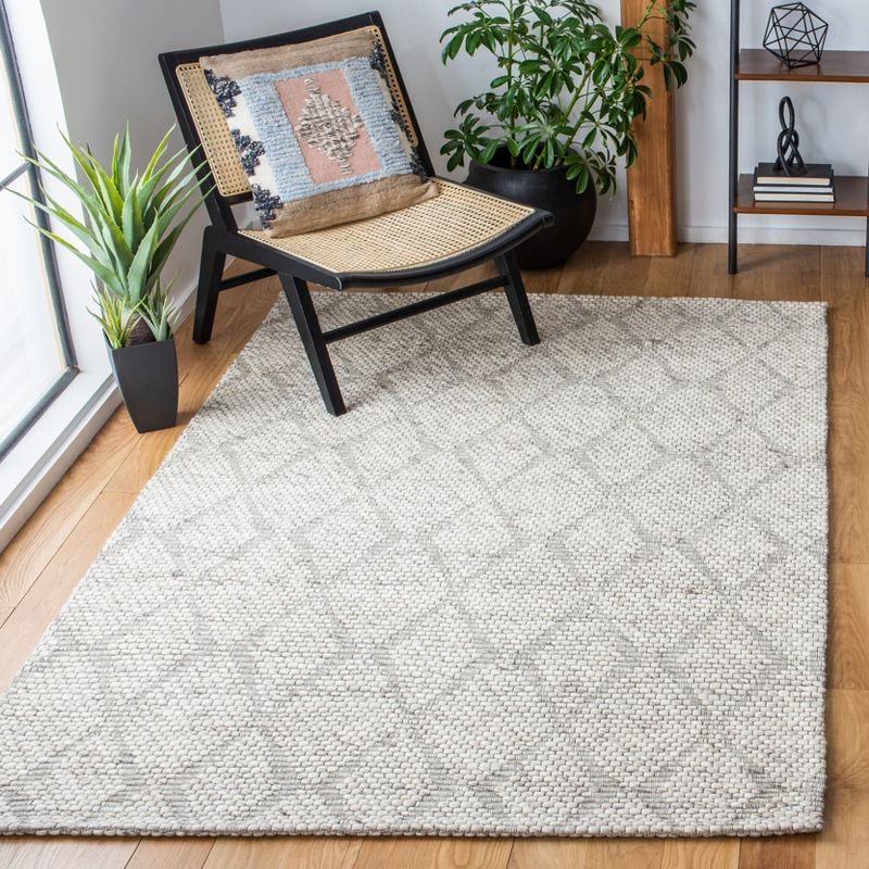 Marbella MRB551 Power Loomed Area Rug - Beige - 4'x6' - Safavieh.