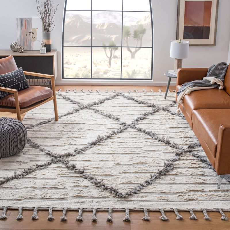 Kenya KNY954 Hand Woven Area Rug - Ivory/Gray - 8'x10' - Safavieh.