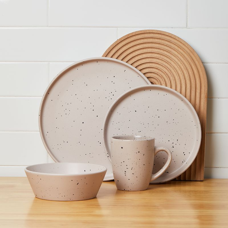 Stone Lain Jade 16-Piece Stoneware Dinnerware Set, Service for 4, Taupe