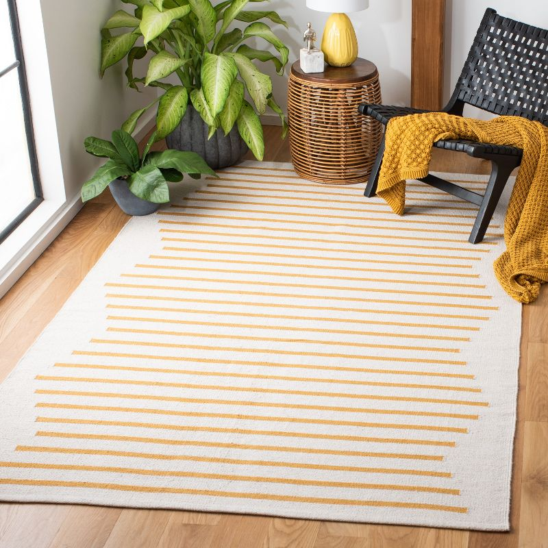 Montauk MTK313 Hand Woven Indoor Accent Rug - Ivory/Gold - 3'x5' - Safavieh
