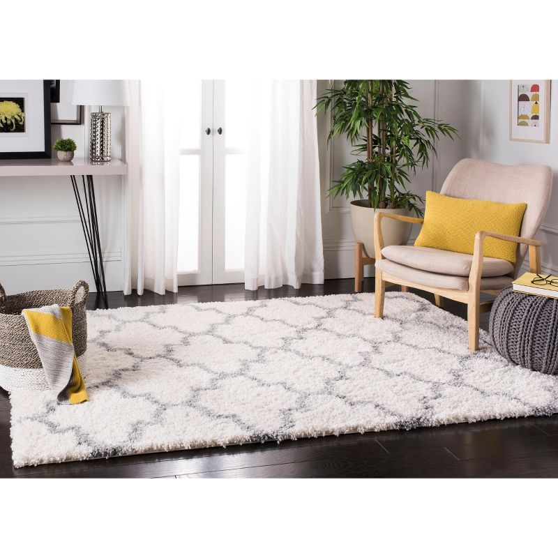 Fontana Shag 800 FNT818 Power Loomed Indoor Area Rug - Cream/Grey - 4'x6' - Safavieh