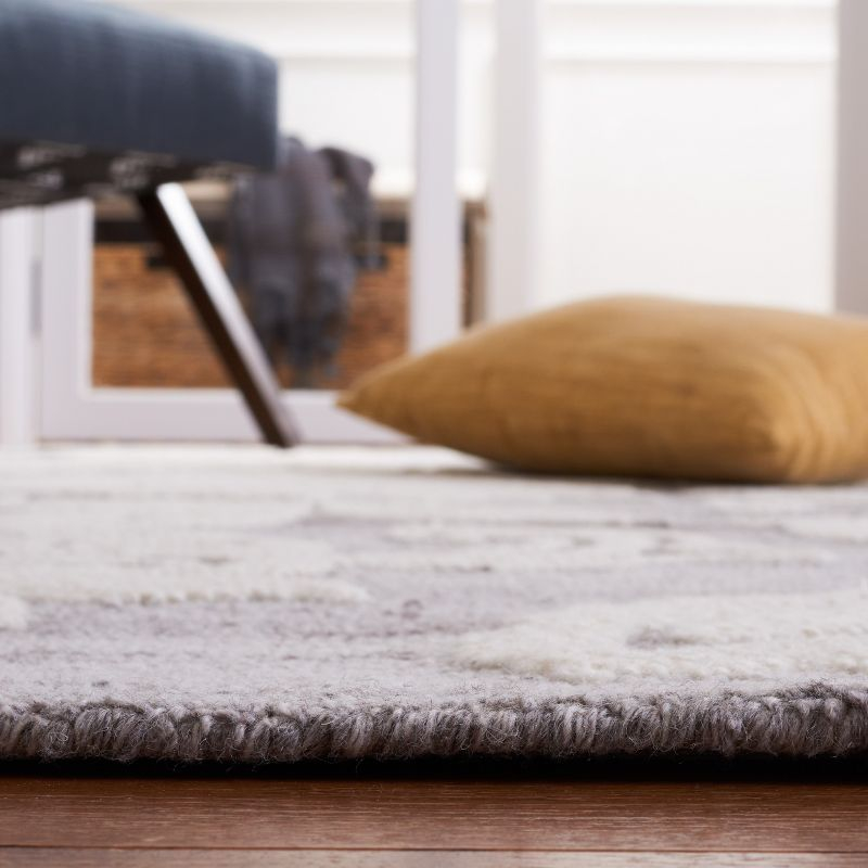 Jardin JAR731 Hand Tufted Runner Rug - Grey/Ivory - 2'3"x8' - Safavieh.