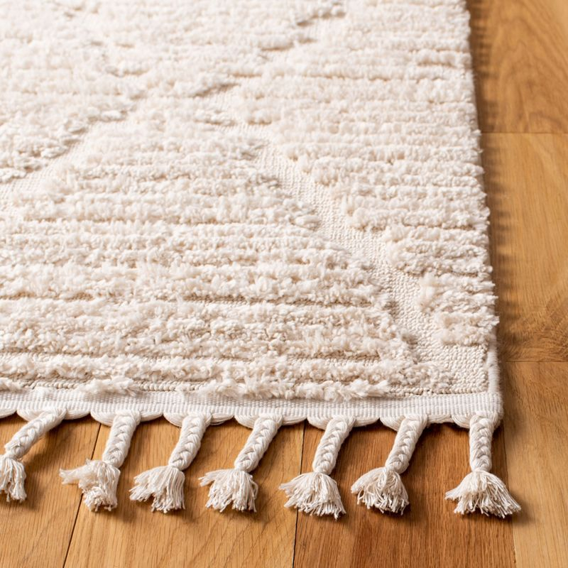 Marrakesh MRK517 Power Loomed Indoor Area Rug - Beige - 5'3"x7'6" - Safavieh