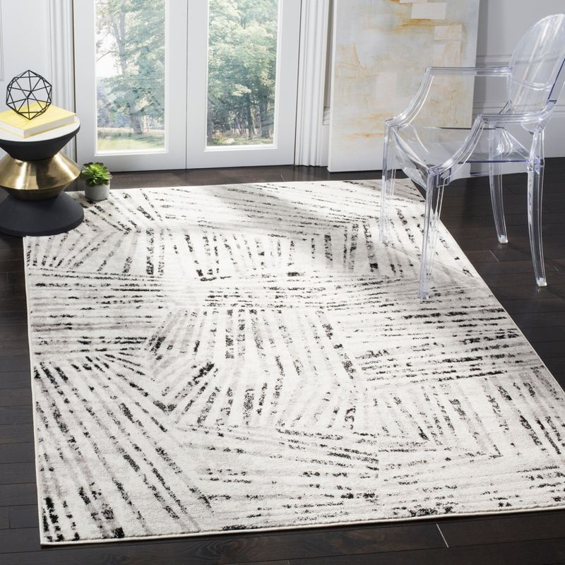 Skyler SKY191 Power Loomed Indoor Area Rug - Grey/Ivory - 5'1"x7'6" - Safavieh