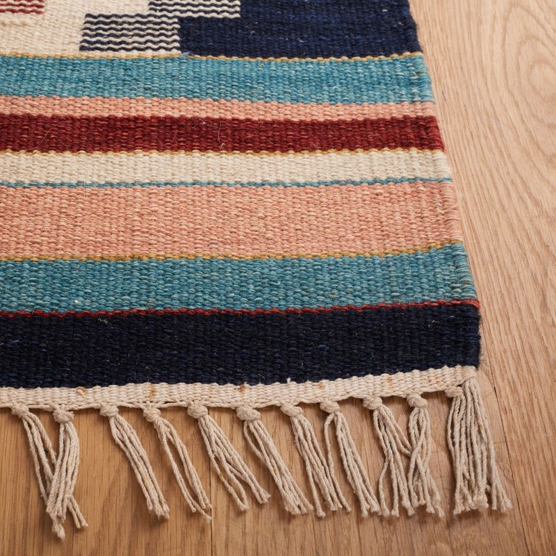 Kilim KLM713 Hand Woven Area Rug - Light Pink/Blue - 8'x10' - Safavieh.