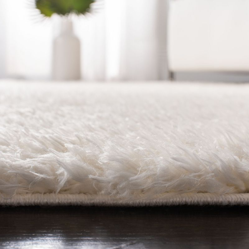 Madrid Shag 200 MDG256 Power Loomed Indoor Area Rug - Ivory - 6'7"x6'7" - Safavieh