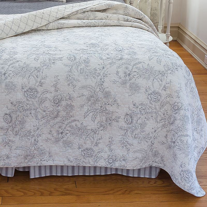 C&F Home Colonial Williamsburg Clementina Cement Gray Floral Twin Quilt