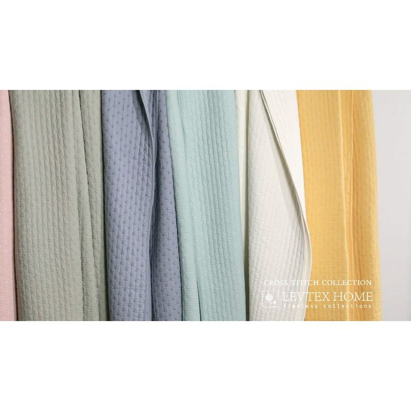Cross Stitch Blue Haze Twin Quilt Set