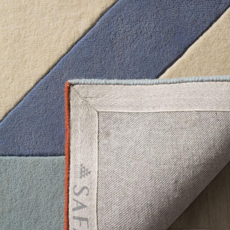 Fifth Avenue FTV120 Hand Tufted Area Rug - Ivory/Multi - 5'x8' - Safavieh.