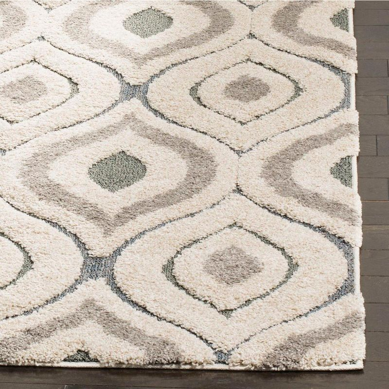 Florida Shag SG461 Power Loomed Indoor Accent Rug - Cream/Light Blue - 4'x6' - Safavieh