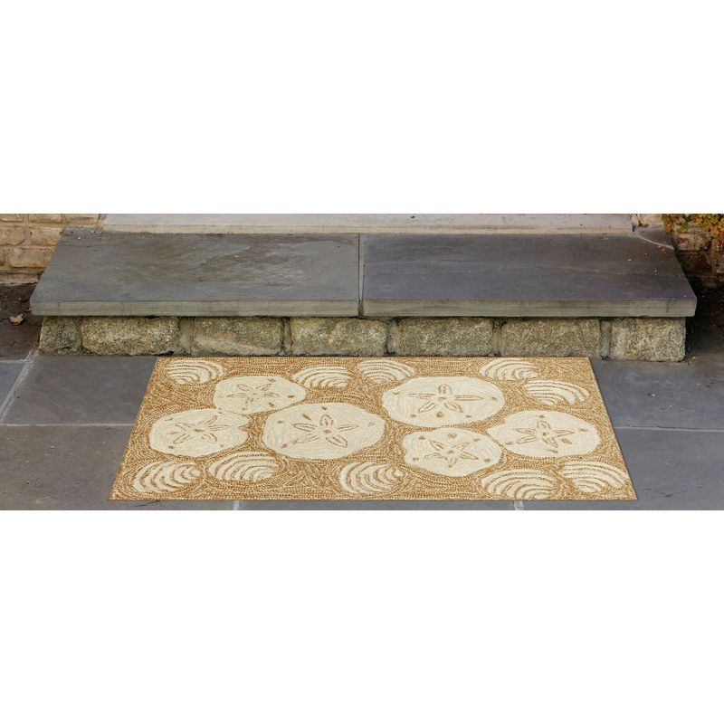Liora Manne Frontporch Shell Toss Indoor/Outdoor Rug Natural 1'8" x 2'6"