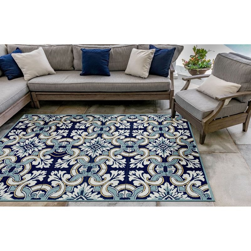 Liora Manne Ravella Floral Tile Indoor/Outdoor Rug Navy 3'6" x 5'6"
