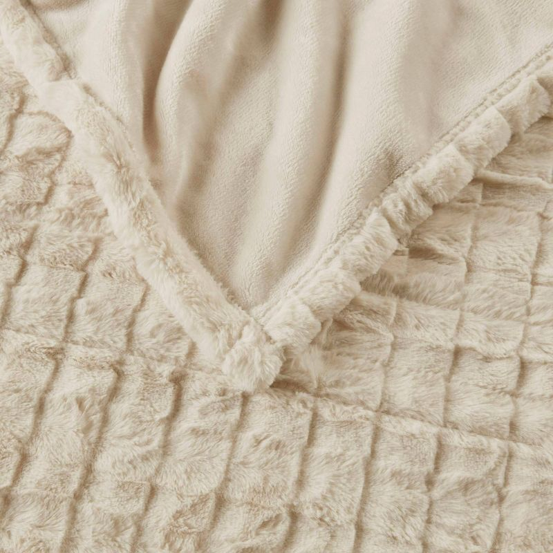 Beautyrest 50"x70" Marselle Oversized Faux Fur Heated Throw Ivory Texture
