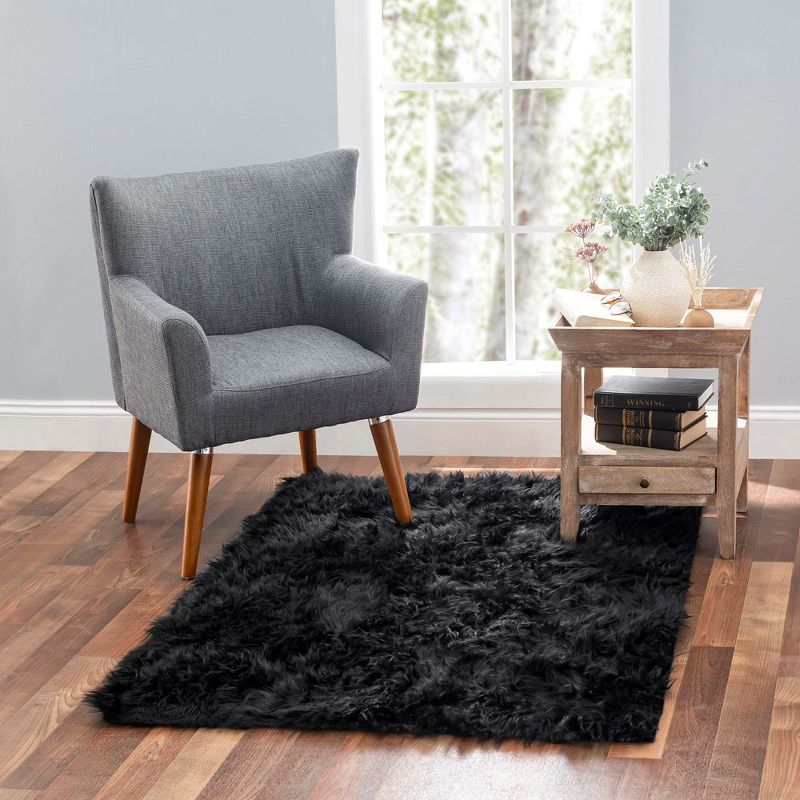 Walk on Me Faux Fur Super Soft Rug With Non-slip Backing 2'x4' Black