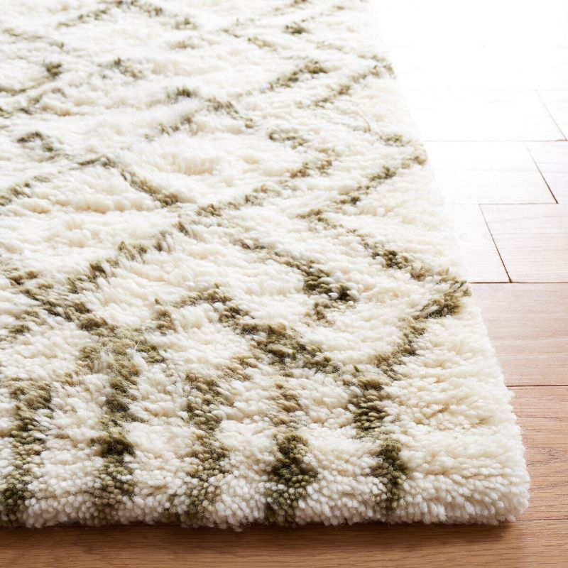 Casablanca CSB894 Hand Tufted Indoor Area Rug - Ivory/Green - 10'x14' - Safavieh