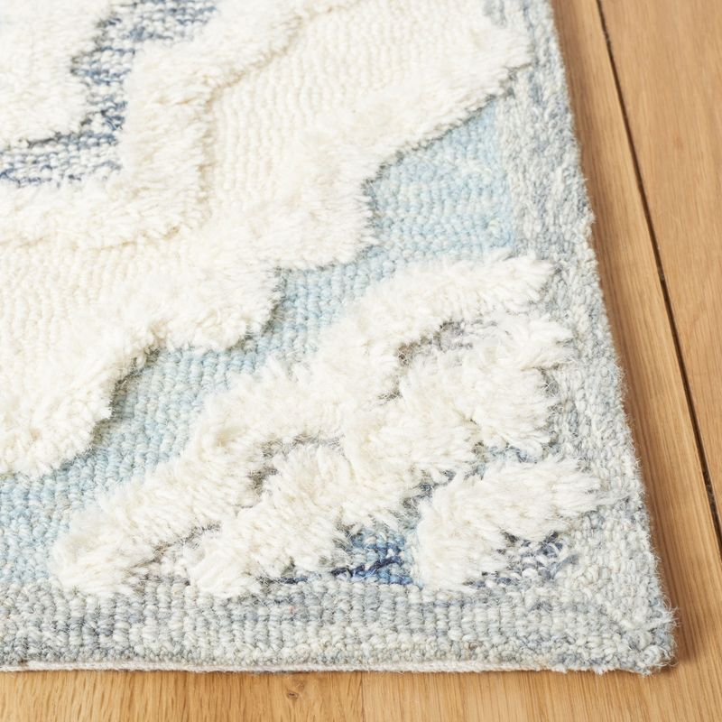 Metro MET111 Hand Tufted Indoor Area Rug - Ivory/Light Blue - 8'x10' - Safavieh