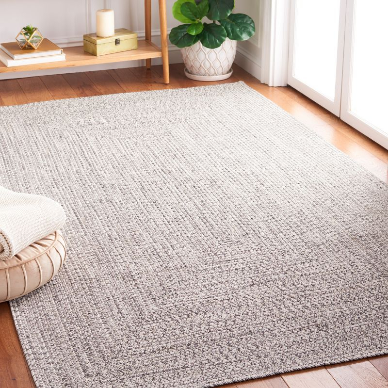 Braided BRA201 Machine Washable UV & Stain Resistant Non-Shedding Hand Woven Indoor/Outdoor Accent Rug - Grey/Ivory - 3'x5' - Safavieh