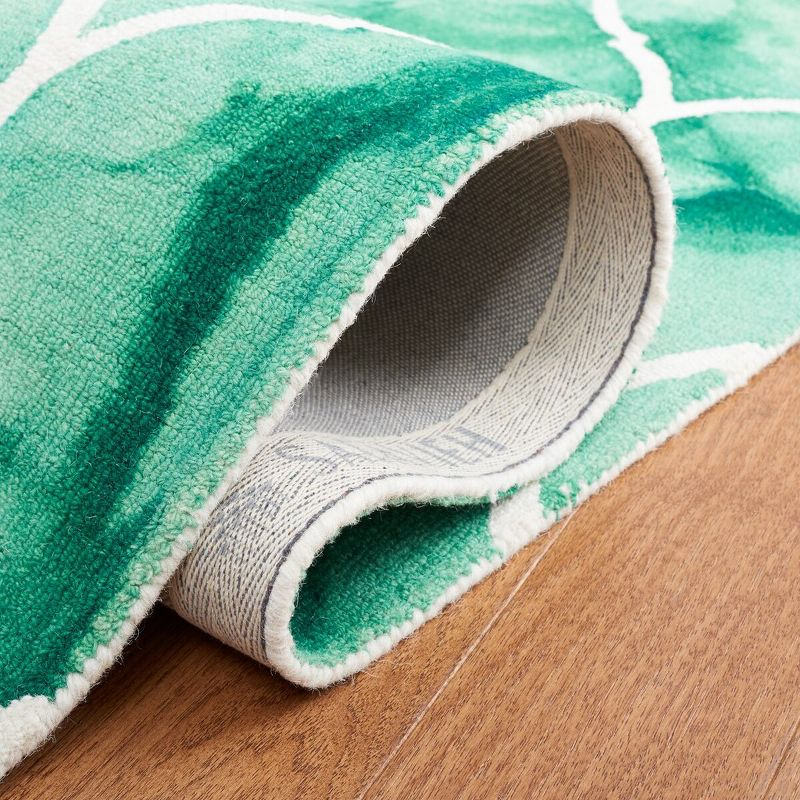 Dip Dye DDY685 Hand Tufted Area Rug - Green/Ivory - 7'x7' - Safavieh.