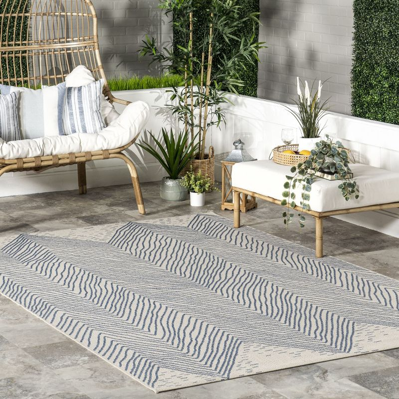 Nuloom Wavy Abstract 2x3 Indoor/Outdoor Accent Rug for Living Room Patio Deck Front Porch Entryway Kitchen, Blue/Ivory