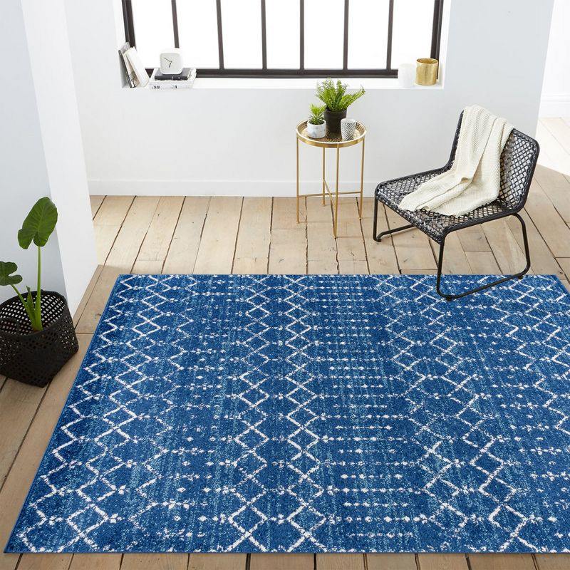JONATHAN Y Moroccan HYPE Boho Vintage Diamond Blue/White 4 ft. x 6 ft. Area Rug