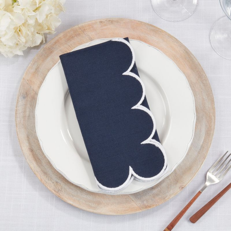 Saro Lifestyle Scalloped Hem Napkin (Set of 4), Blue, 20"x20"