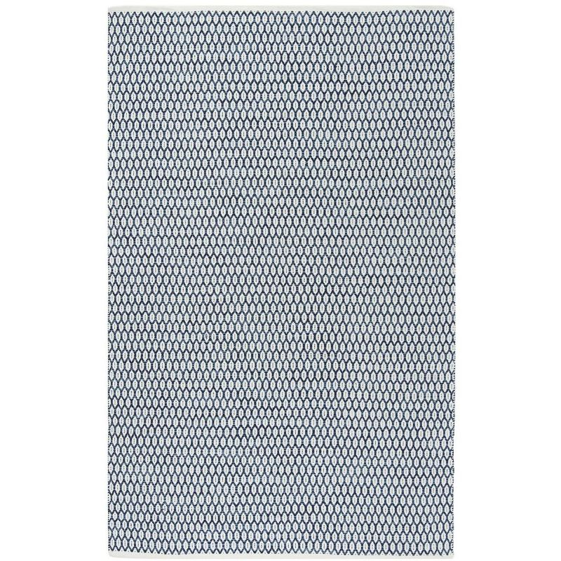 Montauk MTK608 Hand Woven Indoor Area Rug - Navy/Ivory - 5'x8' - Safavieh