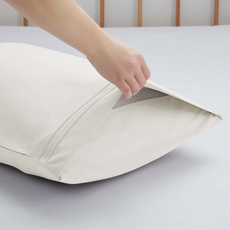 Nestl Luxury Soft Microfiber Standard/Queen Size Pillowcases, Set of 2, Off White