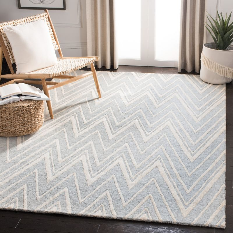 Cambridge CAM711 Tufted Indoor Area Rug - Grey/Ivory - 9'x12' - Safavieh