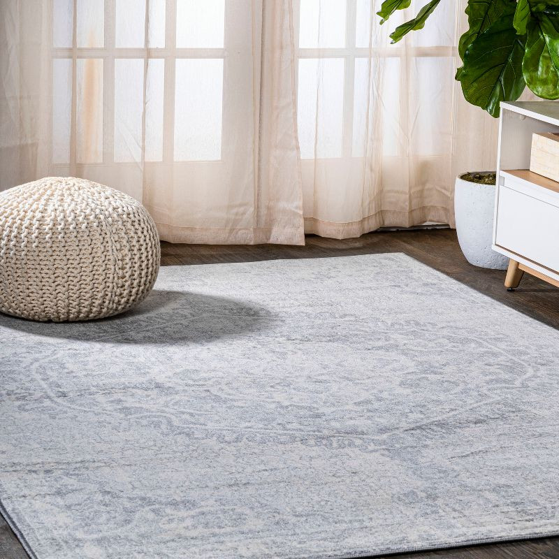 3' X 5' Modern Persian Vintage Medallion Area Rug, Gray/Ivory - JONATHAN Y