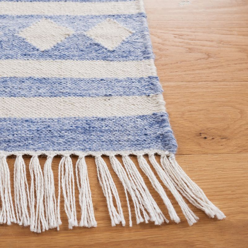Kilim KLM764 Hand Woven Area Rug - Blue/Ivory - 3'x5' - Safavieh.