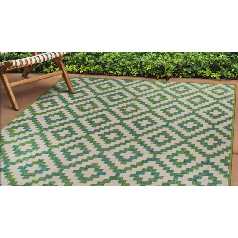 World Rug Gallery Contemporary Geometric Trellis Indoor/Outdoor Area Rug - GRAY 5' X 7'