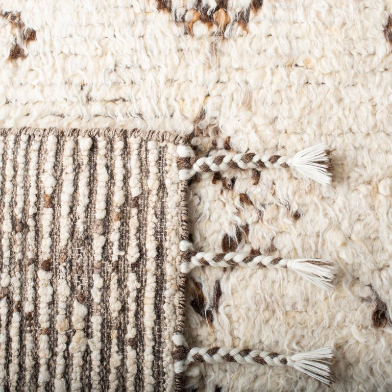 Kenya KNY115 Handmade Indoor Area Rug - Ivory/Brown - 6'x9' - Safavieh