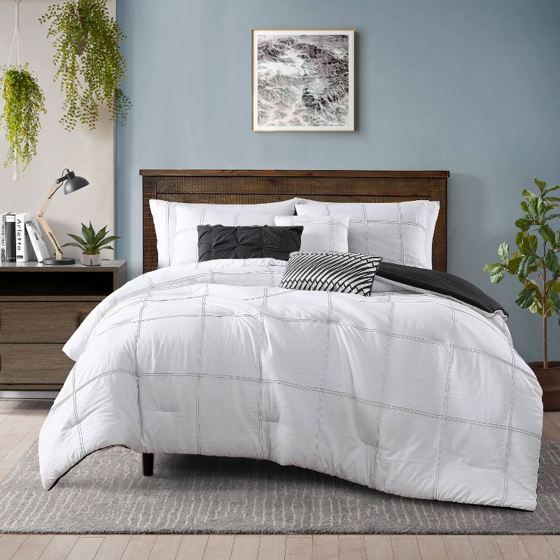 Geneva Home Fashion Comforter Set