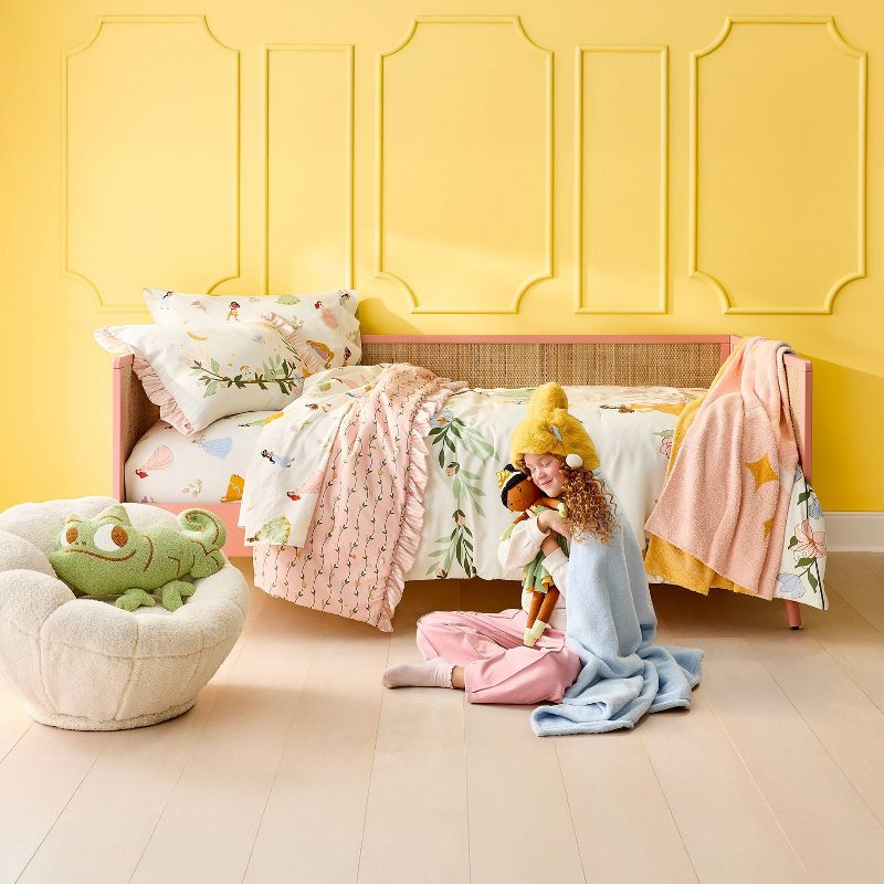 Twin Princess Vine Kids' Comforter - The Disney Collection by Pillowfort™