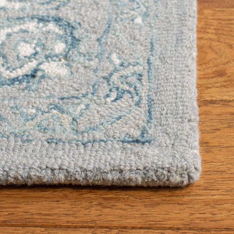 Micro-Loop MLP504 Hand Tufted Indoor Runner Rug - Light Grey/Ivory - 2'3"x9' - Safavieh