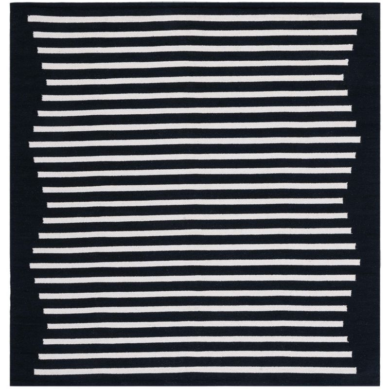 Montauk MTK313 Hand Woven Indoor Area Rug - Black/Ivory - 6'x6' - Safavieh