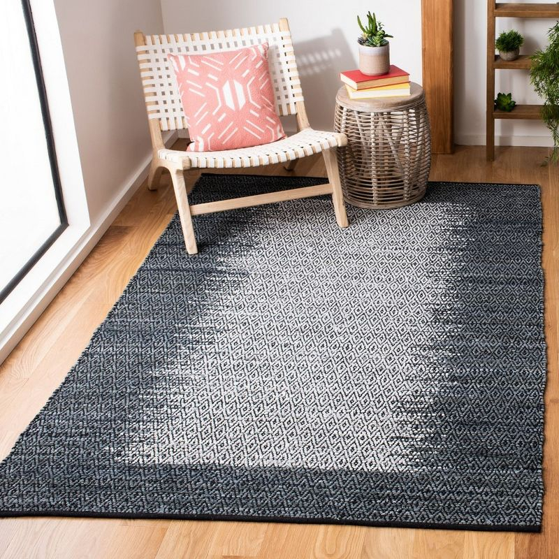Vintage Leather VTL387 Hand Woven Indoor Accent Rug - Light Grey/Charcoal - 3'x5' - Safavieh.