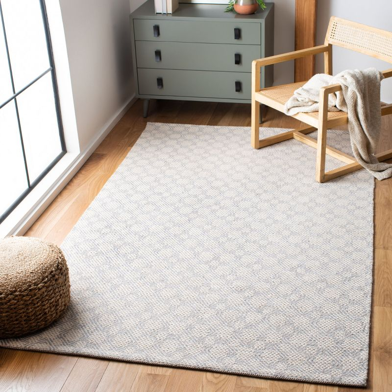 Cotton Kilim KLC222 Hand Woven Area Rug - Silver/Ivory - 5'x8' - Safavieh